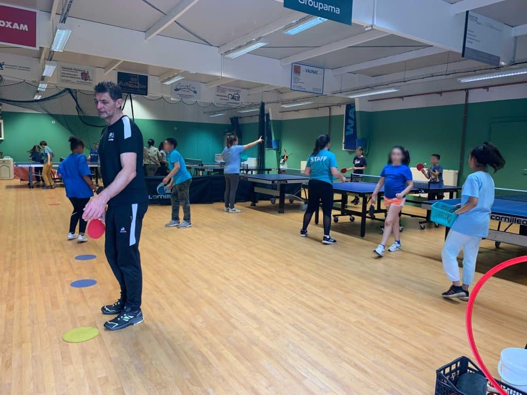 Salle-tenis-de-table