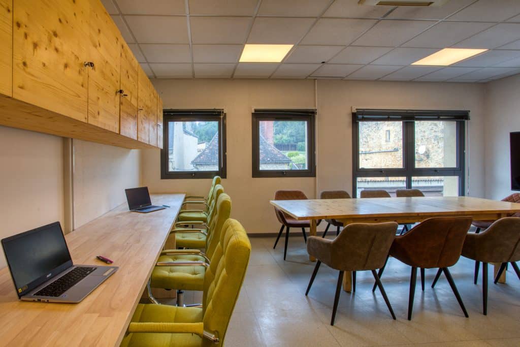 Campus Étudiant SarlaTech